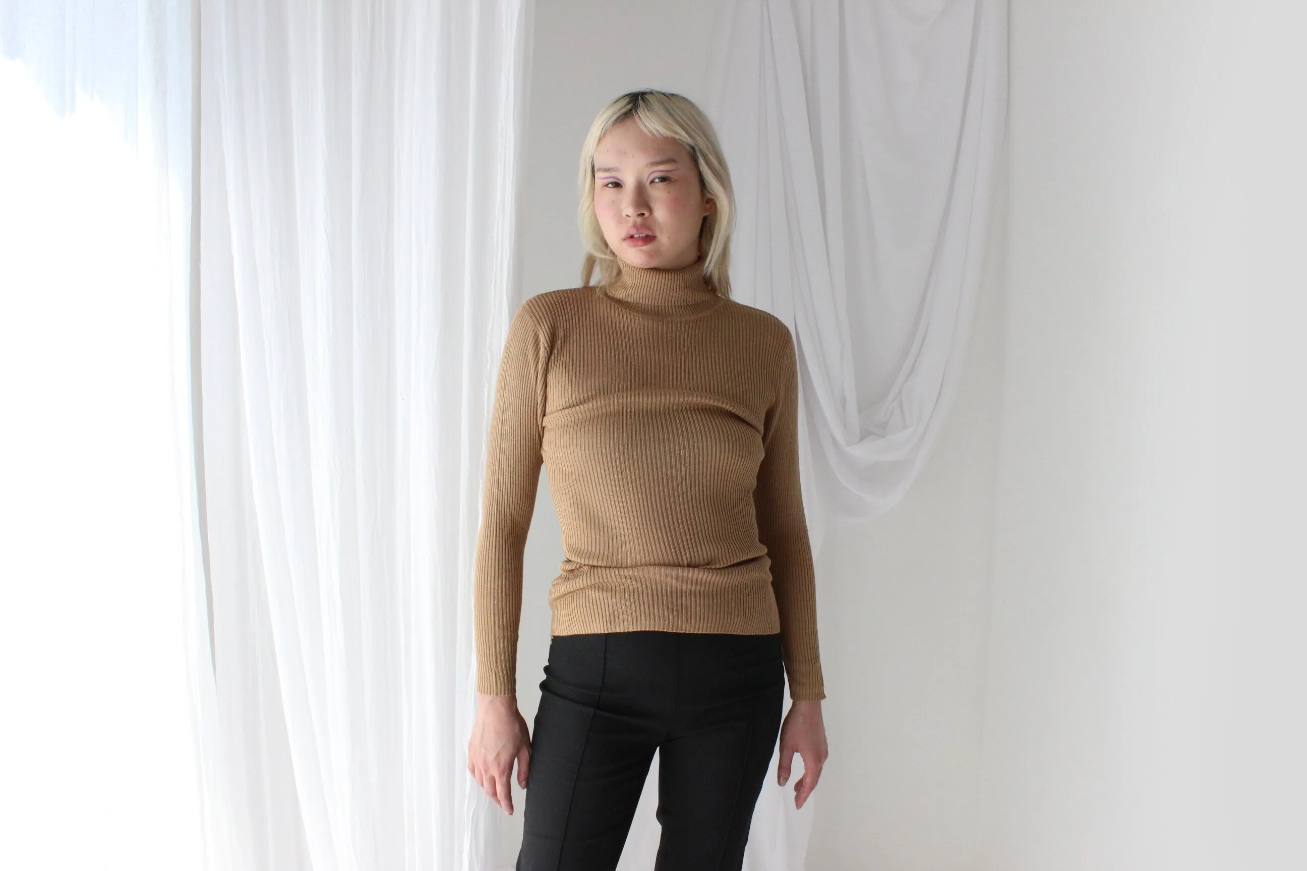 90s Luxury Pure Silk Knit Neutral Turtle Neck Sweater