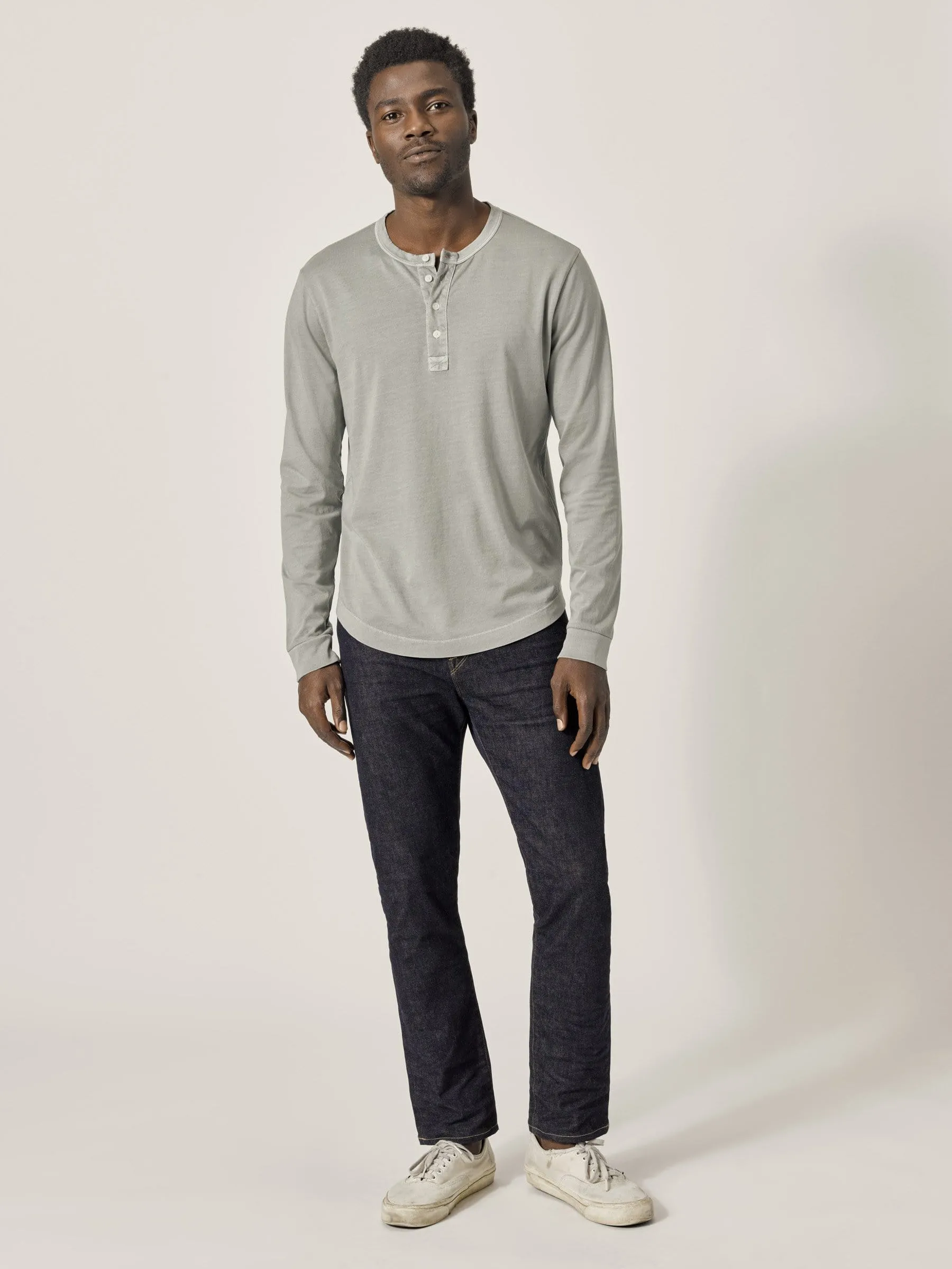 Aluminum Venice Wash Pima Curved Hem Henley