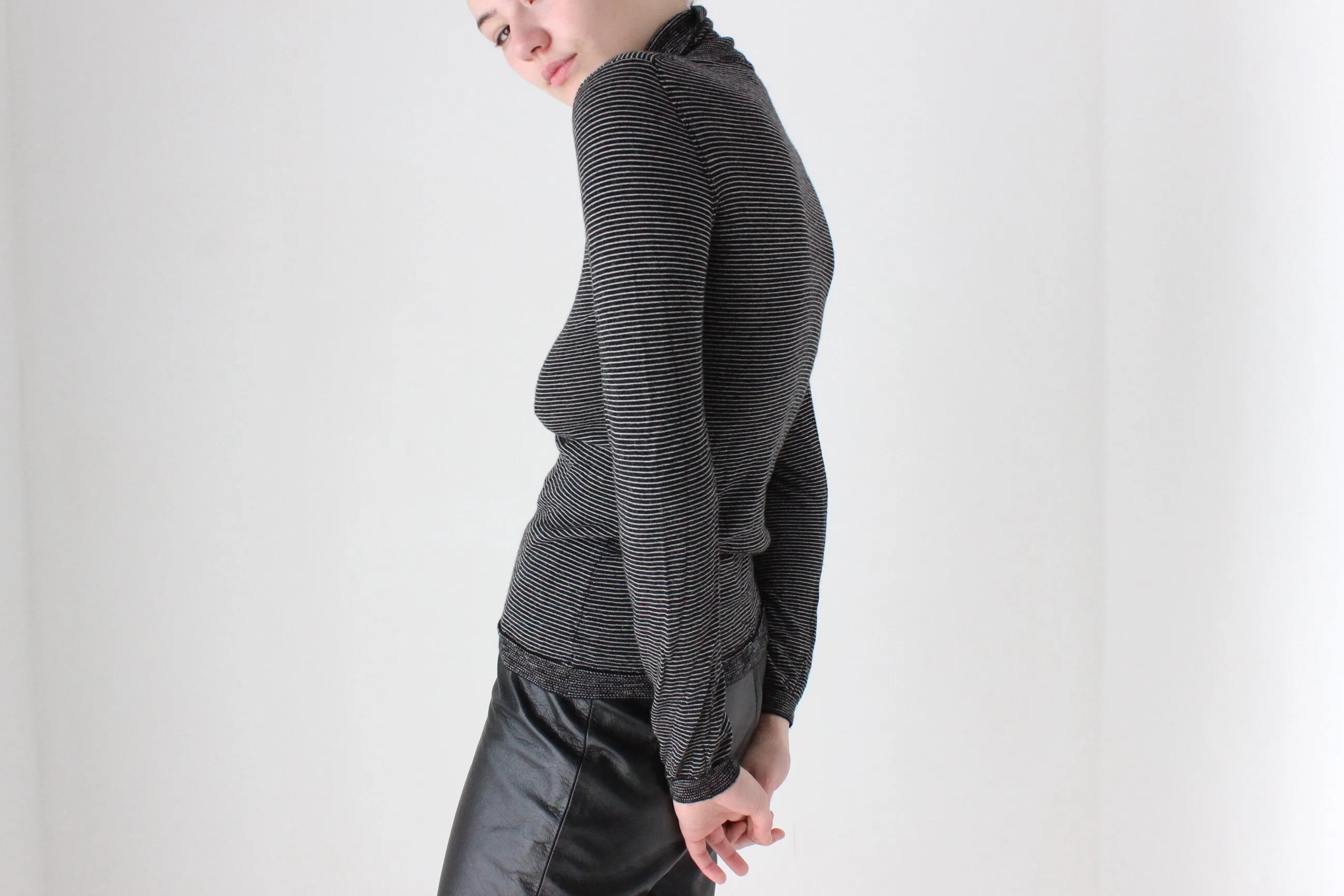 BALLETCORE Fine Merino Wool Fitted Sweater