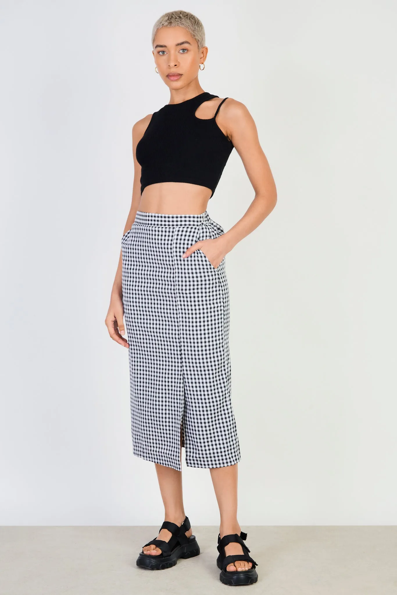 Black gingham pencil skirt