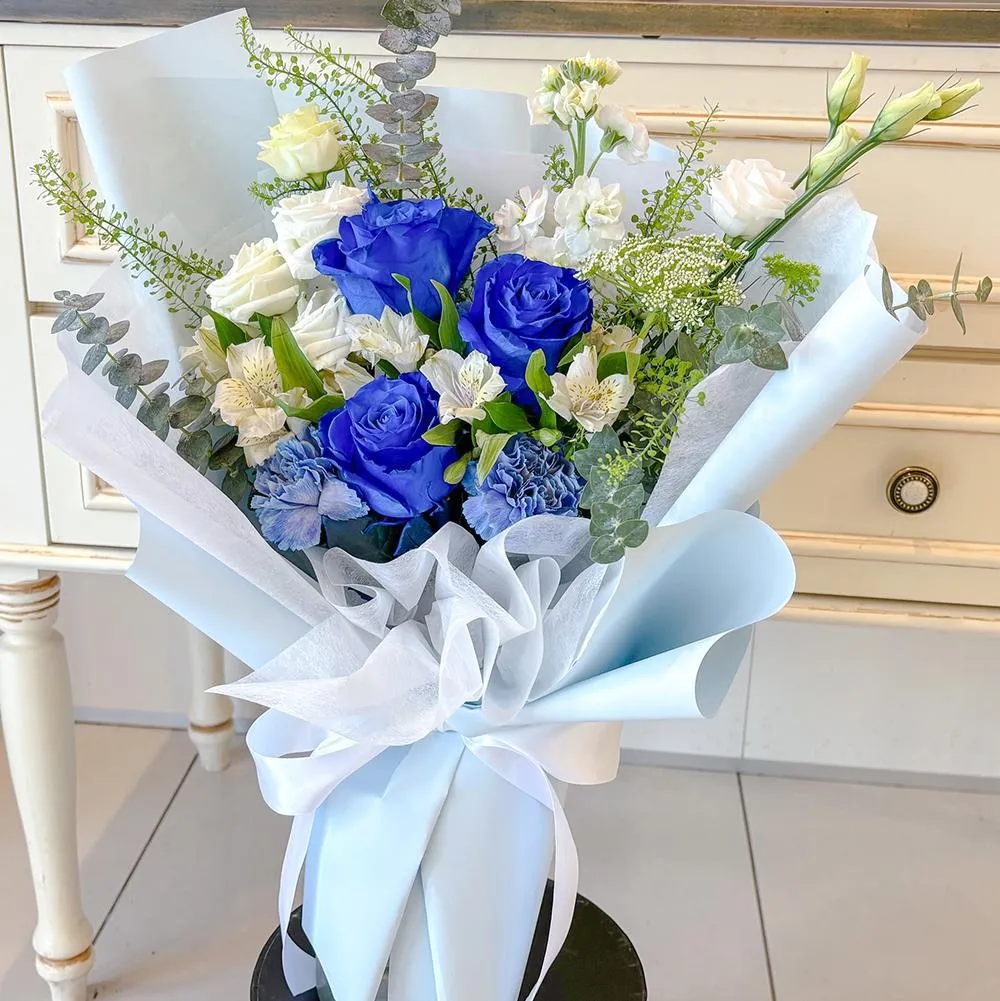 Blue - Designer's Choice Fresh Bouquet