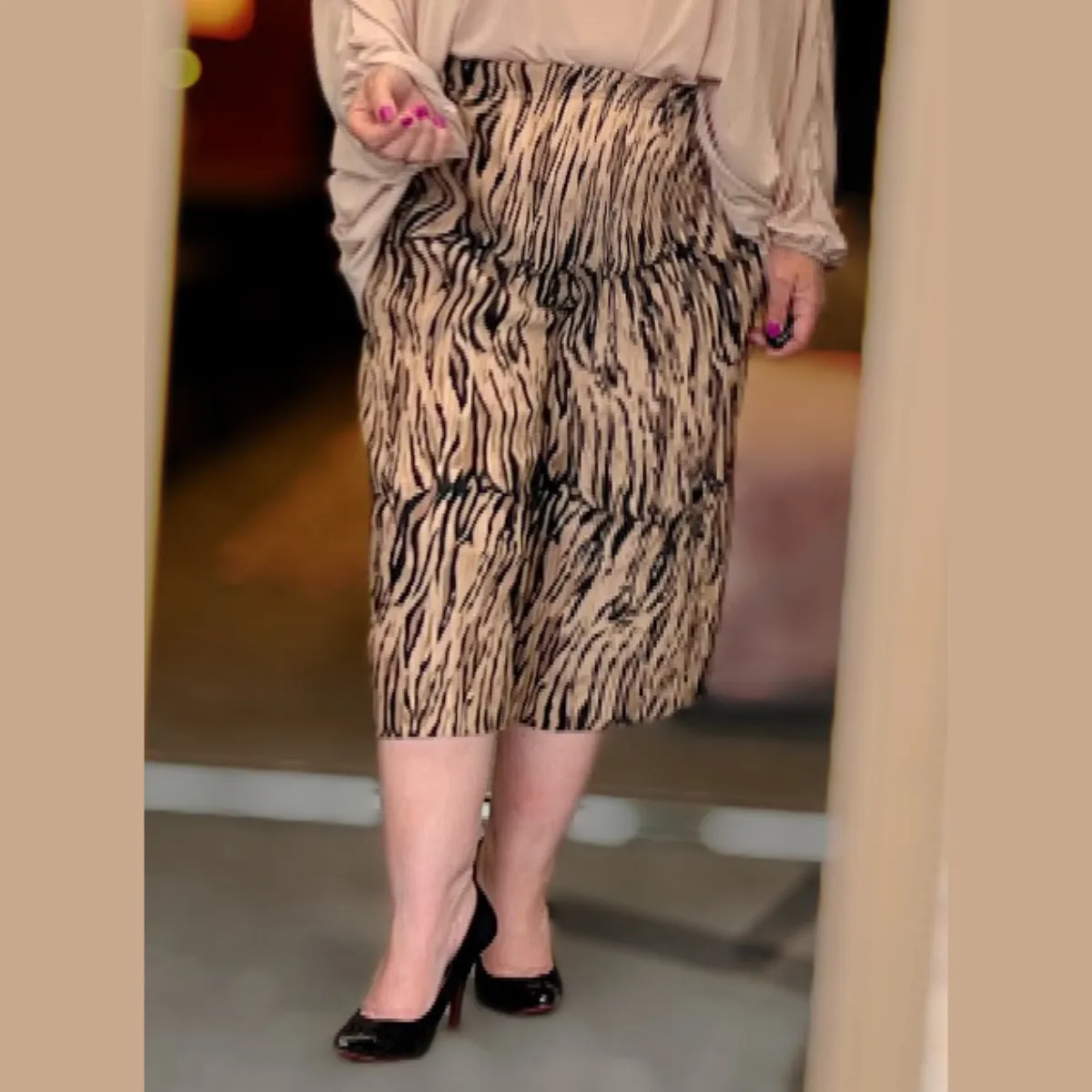 BROWN ANIMAL PRINT CRINKLE PLEATED ELASTIC WAIST CULOTTES / SHORTS