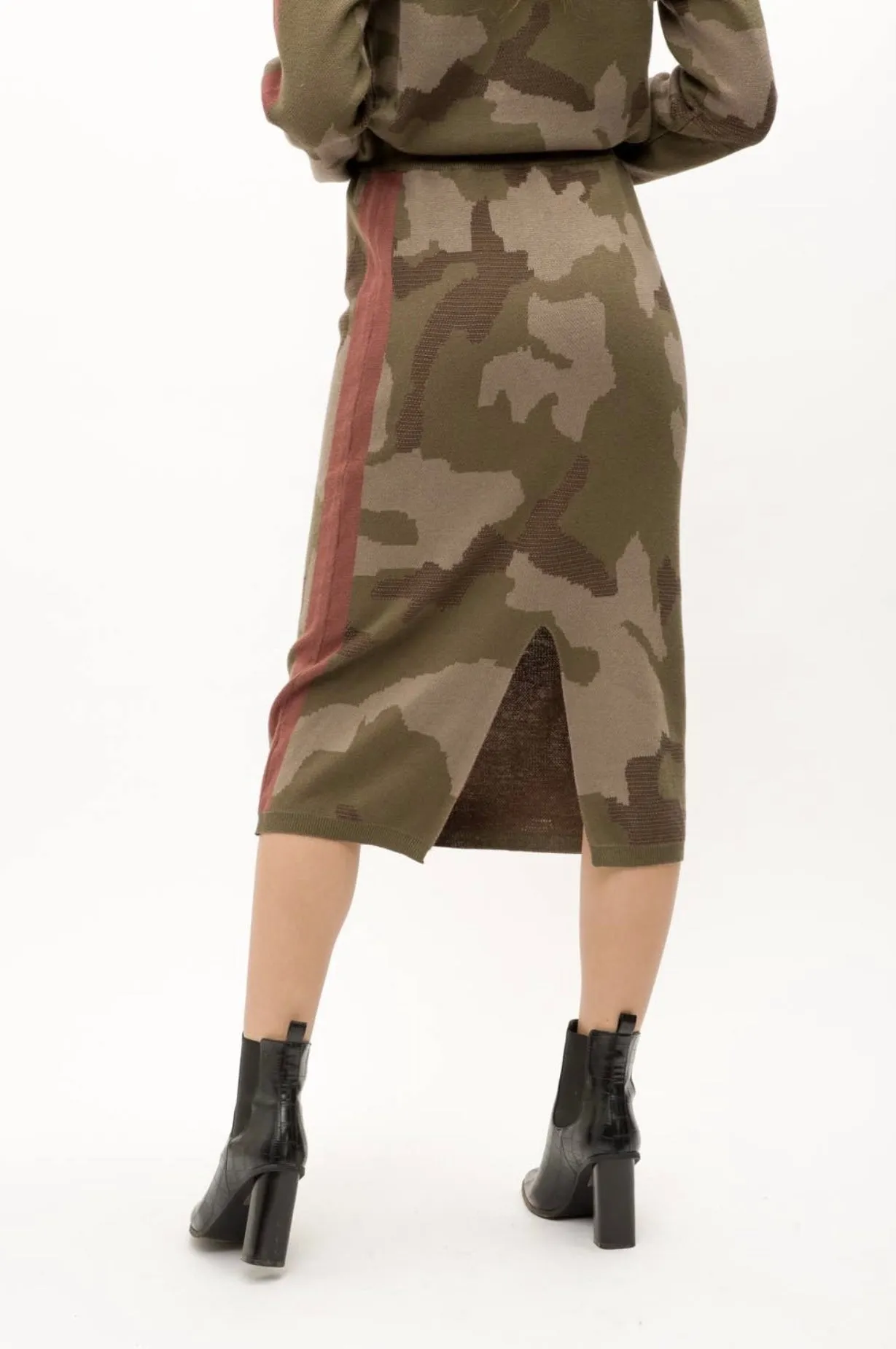 Curbside Appeal Camo Skirt