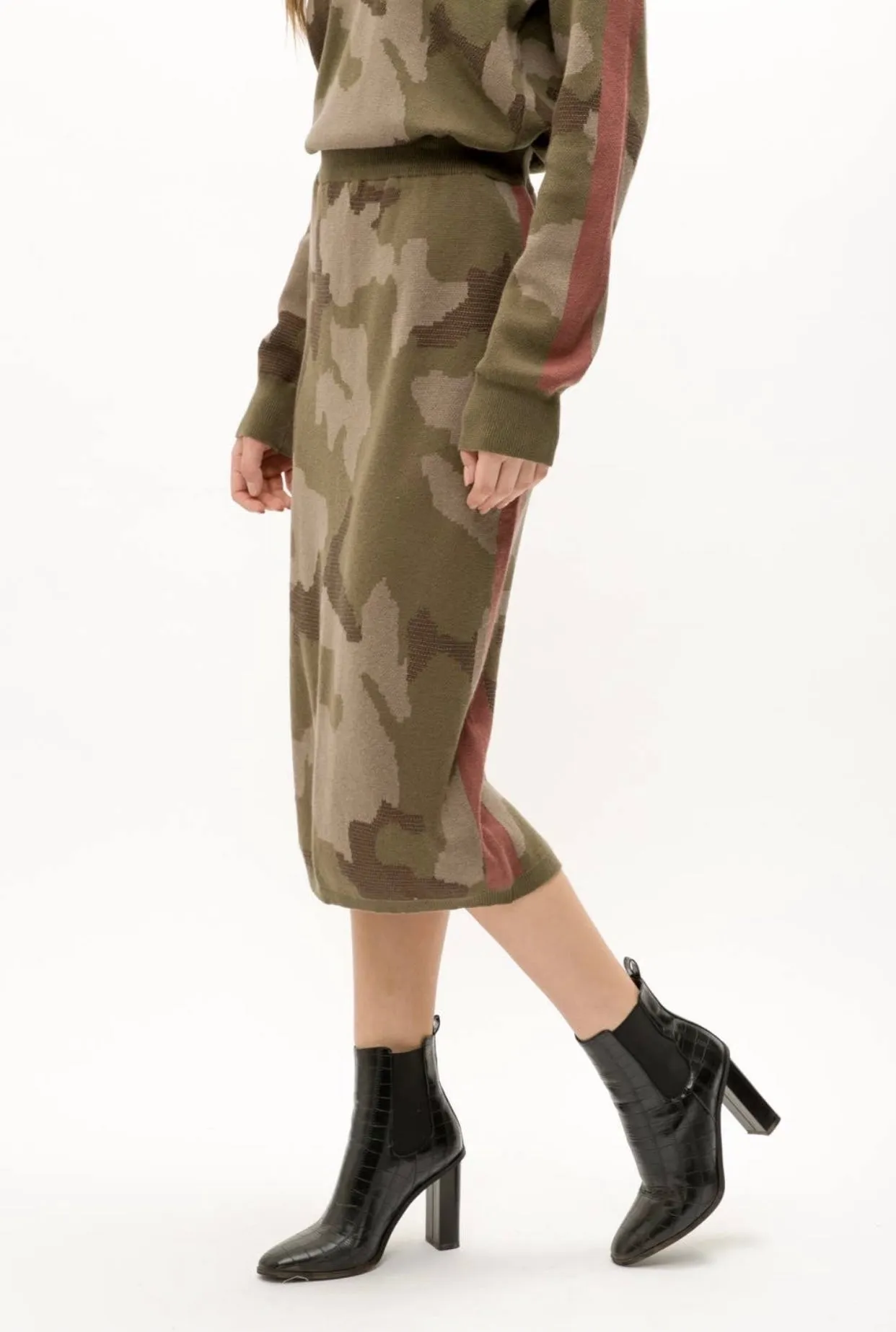 Curbside Appeal Camo Skirt