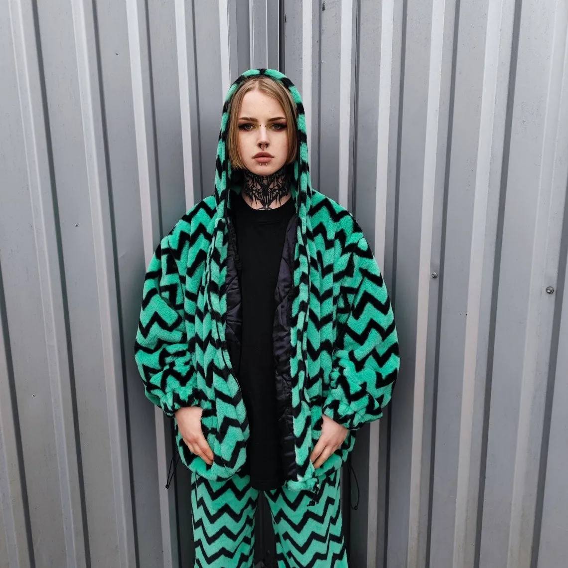 Festival stripe fleece jacket handmade detachable fluffy rave bomber zigzag print faux fur premium geometric top party zebra coat in green