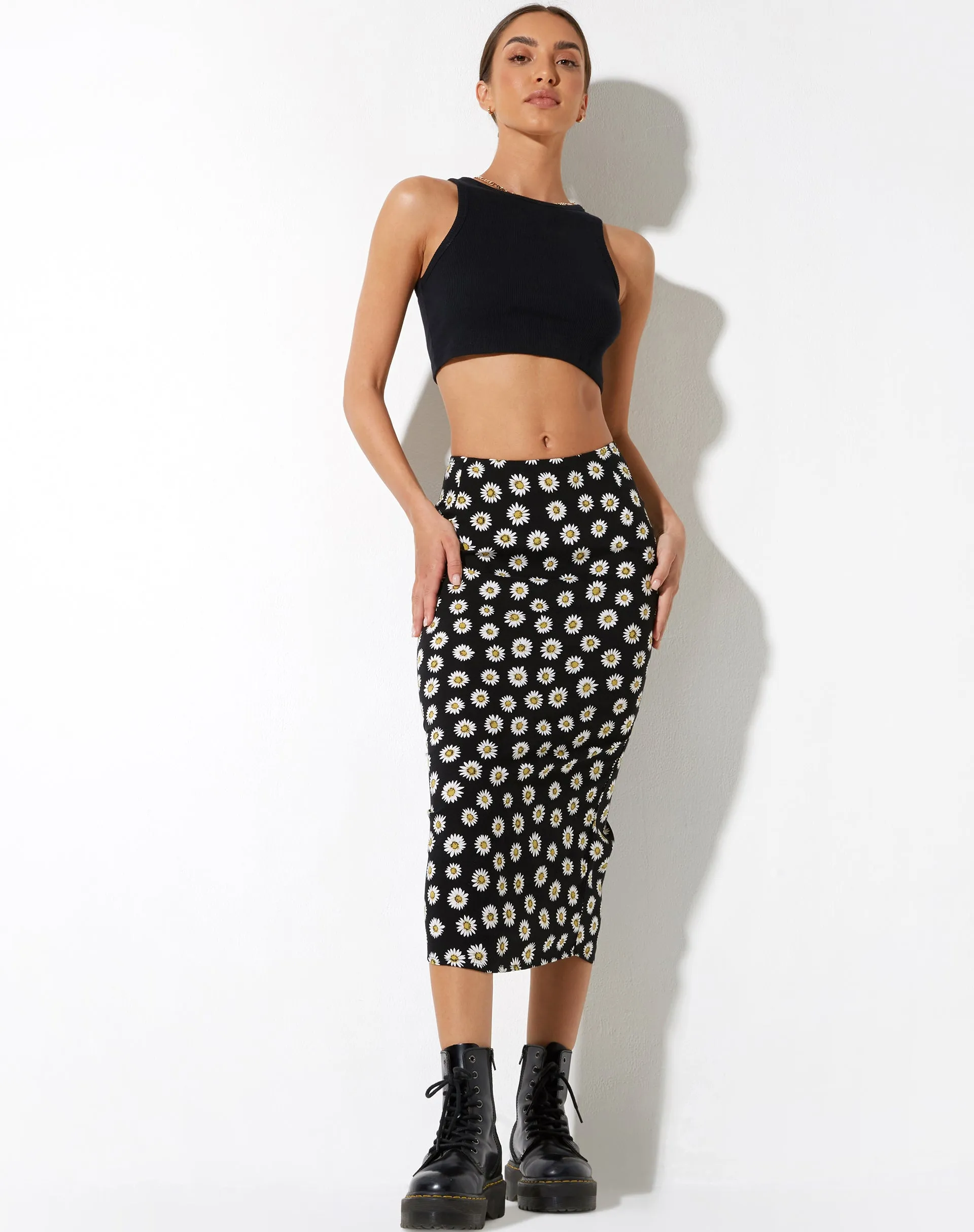 Harriet Midi Skirt in Grunge Daisy Black