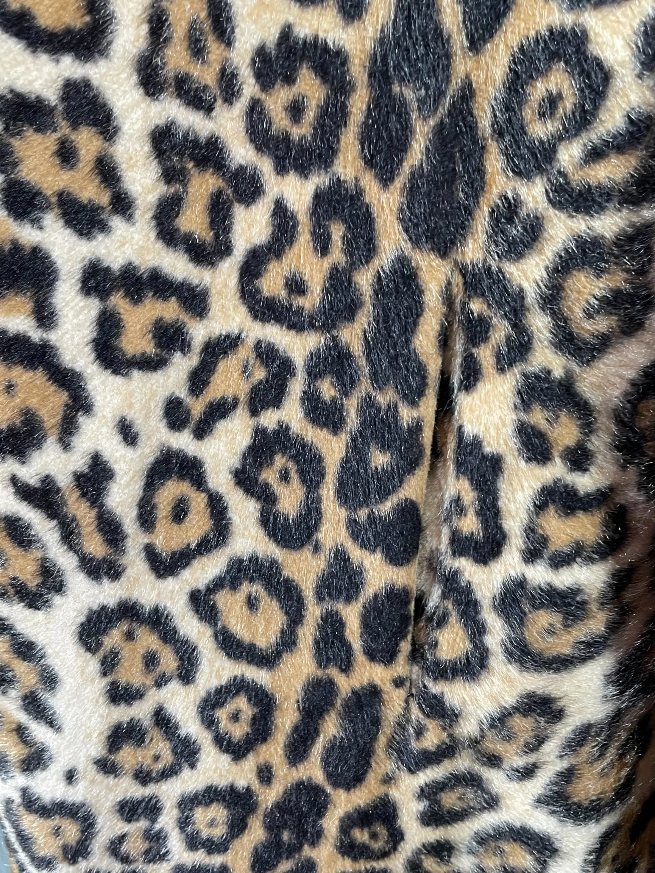 SOLD Vintage 60s Faux Fur Leopard/Jaguar Jacket/Stroller M