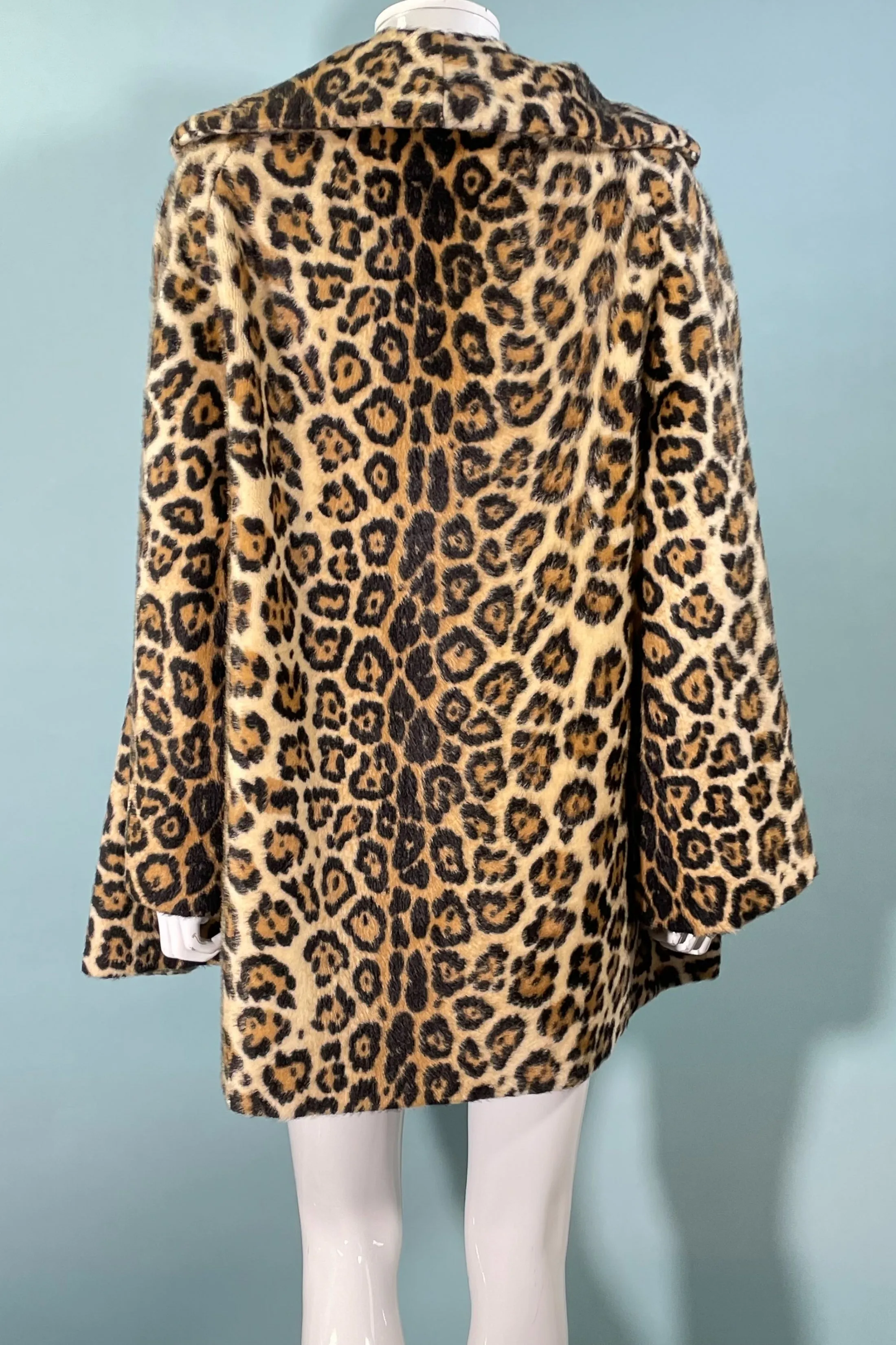 SOLD Vintage 60s Faux Fur Leopard/Jaguar Jacket/Stroller M