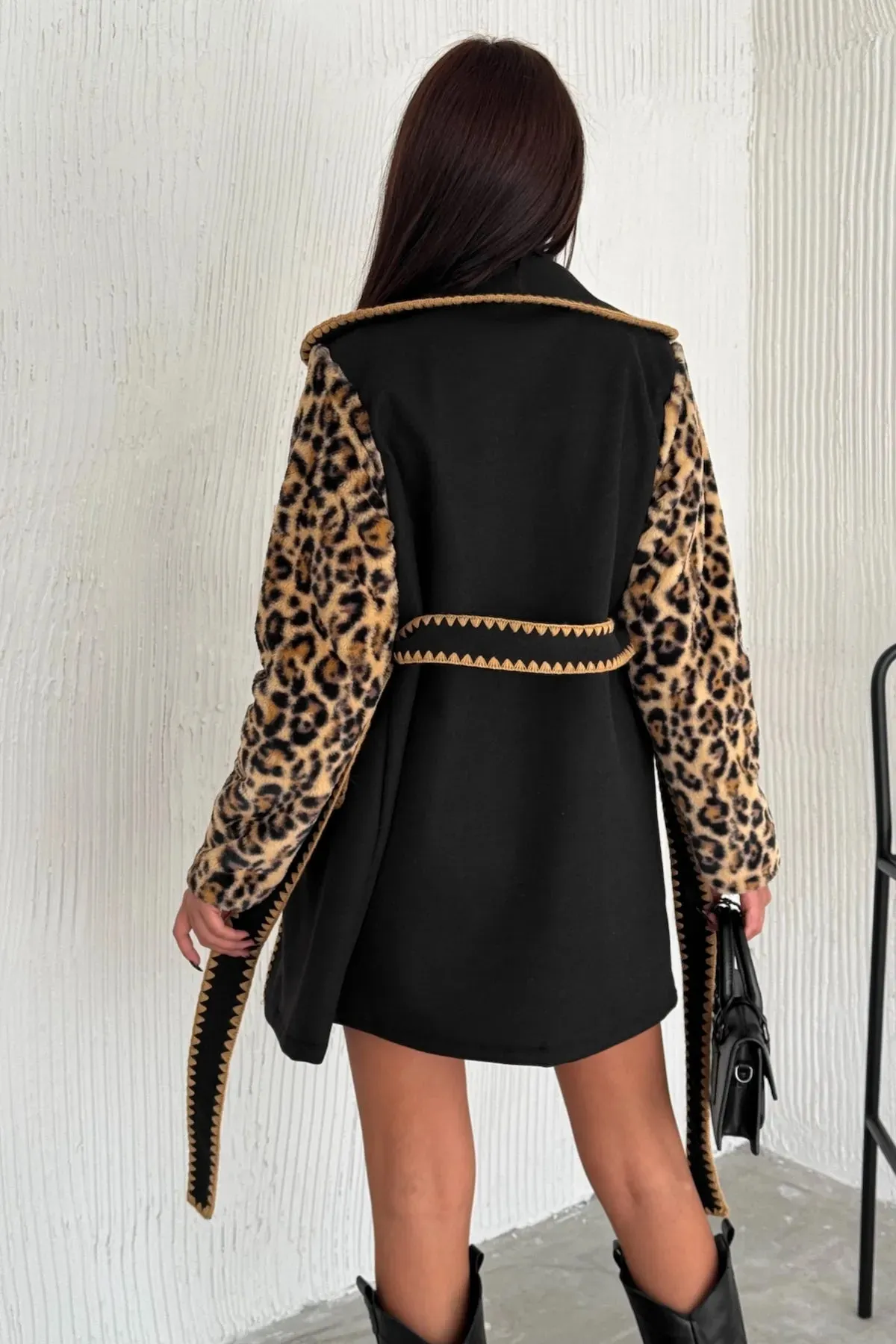 Women's Black Leopard Pattern Fur Belted Sleeve Embroidered Cashmere Coat