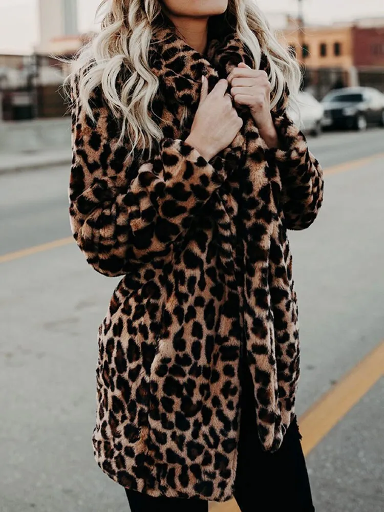 Women's Warm Faux Fur Winter Coat with Leopard Design | Ideal for Autumn/Winter